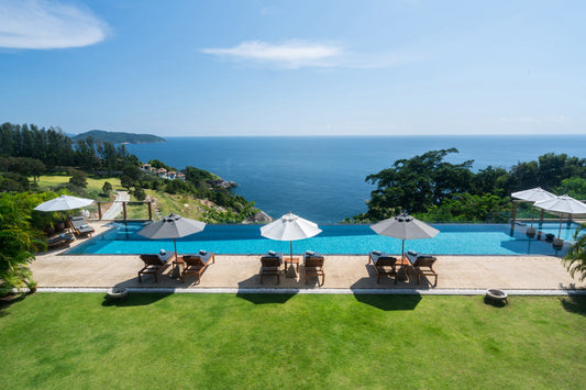 Seaview 8-bedrooms villa in Millionaire’s Mile Kamala beach (private gym, game room, trampoline, basketball ring, garden for catering; bathtub in each room)