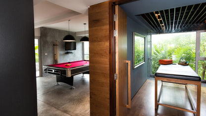 Panoramic sunset seaview hillside 4-bedrooms villa in Surin beach (infinity pool, gym, children's playroom, jacuzzi, full service with private chef)