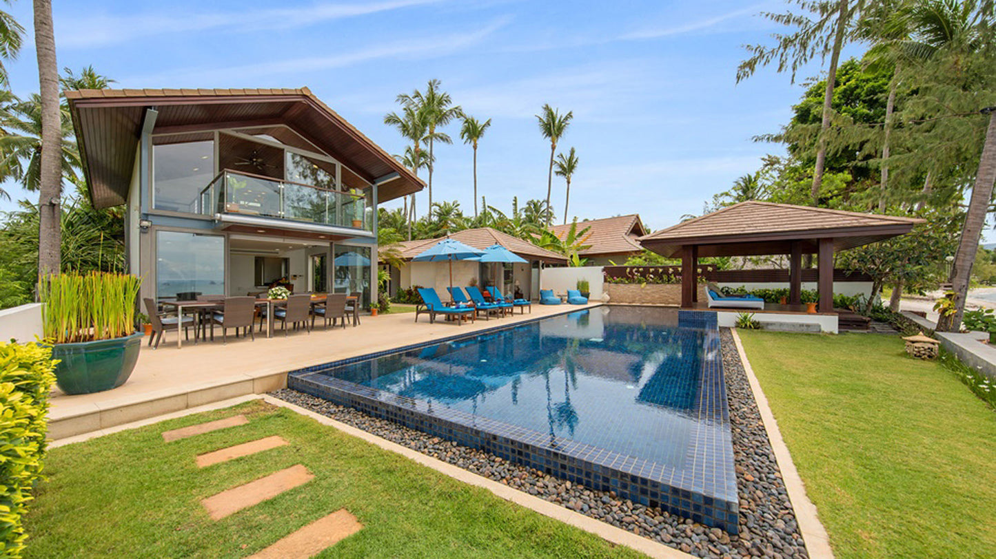 Beachfront quiet 4-bedrooms sunset side villa in Lipa Noi beach (private beach, private tennis court on private area, with massage and reading room, separate bedroom w/kitchen for nanny)