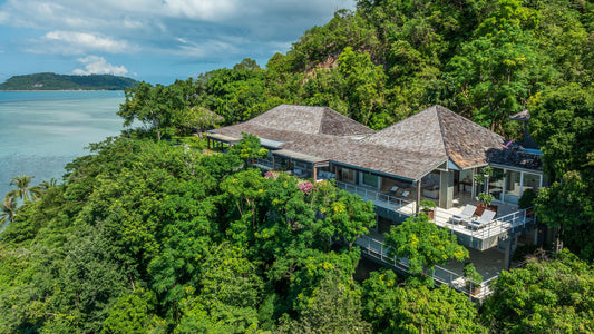 Seaview 6-bedrooms sunset side villa on the rock in Taling Ngam beach (up to 60 guest events, big bedrooms, clifftop infinity pool, private big gym, huge living room)