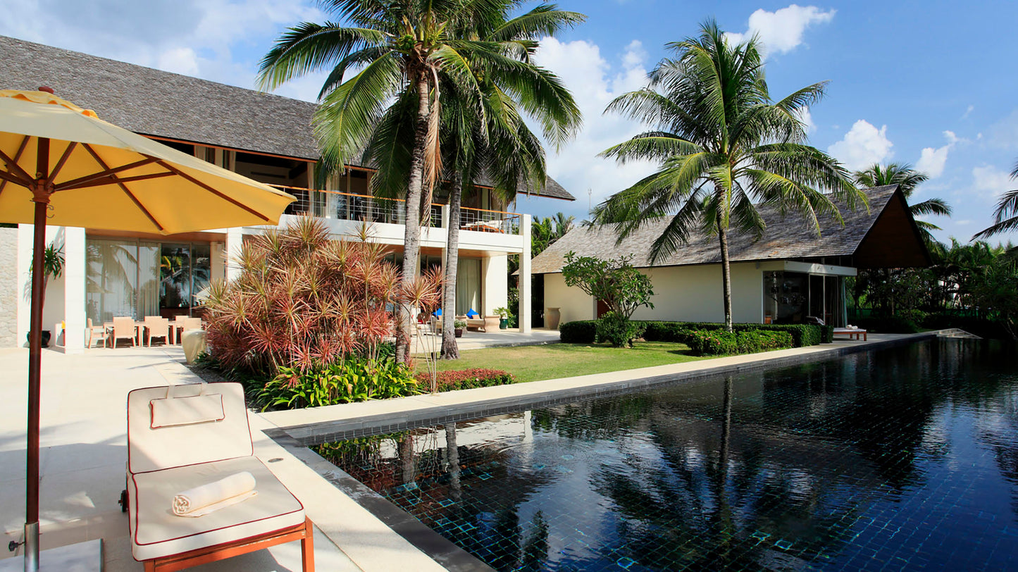 Beachfront Thai design 6-bedrooms villa in Natai beach (with 25-metre infinity pool, big garden and sauna)