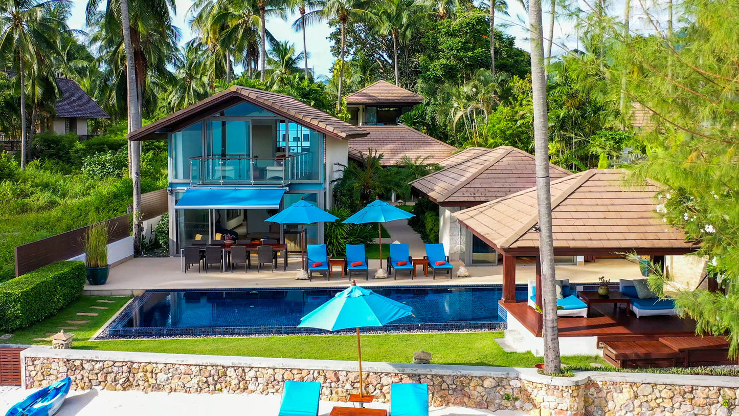 Beachfront quiet 4-bedrooms sunset side villa in Lipa Noi beach (private beach, private tennis court on private area, with massage and reading room, separate bedroom w/kitchen for nanny)