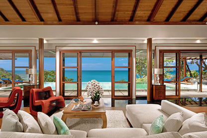 Seaview 5-bedrooms cliff villa in Kamala beach (Steam room, Bathtub & coffee machine and pool access in every bd, private gym, Biliard, Karaoke room, with access to the beach)