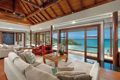 Seaview 5-bedrooms cliff villa in Kamala beach (Steam room, Bathtub & coffee machine and pool access in every bd, private gym, Biliard, Karaoke room, with access to the beach)