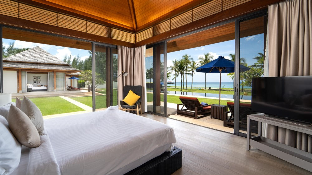 Beachfront contemporary Thai style 6-bedrooms villa in Natai beach (for large group and bespoke events; max. event capacity: 150 guests; can be combined with neighbour’s 6bd villa)