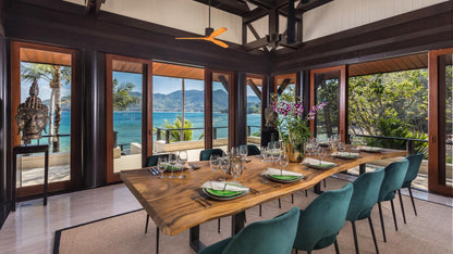 Beachfront 5+2 bedrooms villa in Millionaire’s Mile Kamala beach (two semi-private beaches, kayak, big outdoor area)