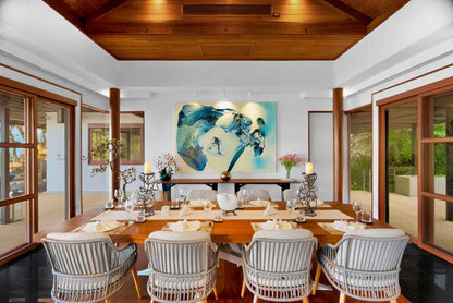 Seaview 5-bedrooms cliff villa in Kamala beach (Steam room, Bathtub & coffee machine and pool access in every bd, private gym, Biliard, Karaoke room, with access to the beach)