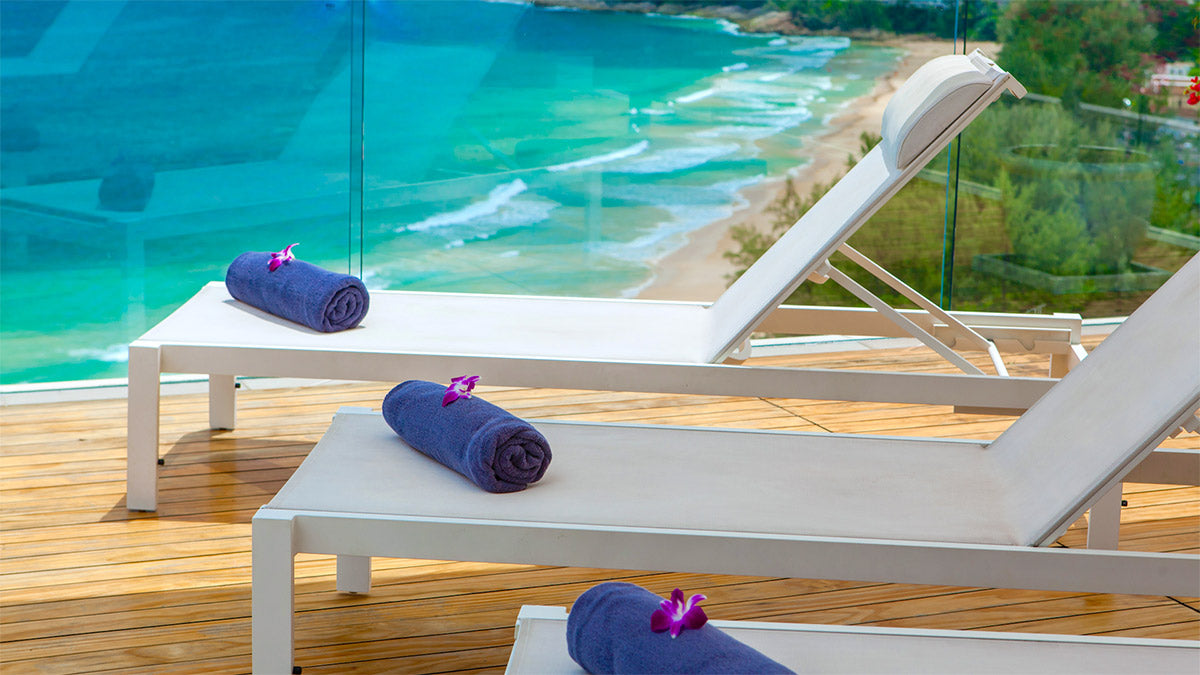 Seaview 5-bedrooms villa in Naithon beach (Piano, Tv room, private security area)