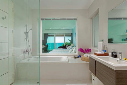 Luxury beachfront 5-bedrooms villa in Natai (max. event capacity: 40 guests)