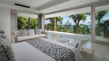 Seaview 6-bedrooms sunset side villa on the rock in Taling Ngam beach (up to 60 guest events, big bedrooms, clifftop infinity pool, private big gym, huge living room)