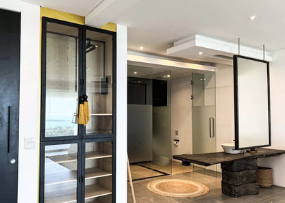 Seaview 2-bedrooms 2-storey villa on the rock in Bophut (large living room, kitchen, terrace, and infinity swimming pool , can be combined with similar neighbour villa up to 17 bedrooms)