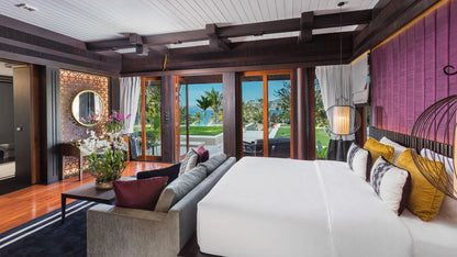 Beachfront 5+2 bedrooms villa in Millionaire’s Mile Kamala beach (two semi-private beaches, kayak, big outdoor area)