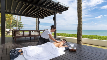 Beachfront contemporary Thai style 6-bedrooms villa in Natai beach (for large group and bespoke events; max. event capacity: 150 guests; can be combined with neighbour’s 6bd villa)