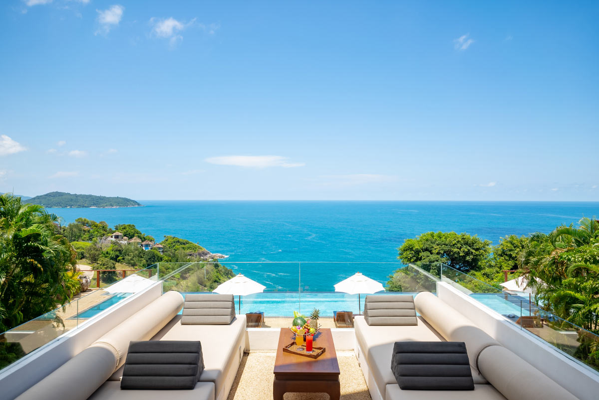 Seaview 8-bedrooms villa in Millionaire’s Mile Kamala beach (private gym, game room, trampoline, basketball ring, garden for catering; bathtub in each room)