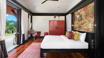 Beachfront 5+2 bedrooms villa in Millionaire’s Mile Kamala beach (two semi-private beaches, kayak, big outdoor area)