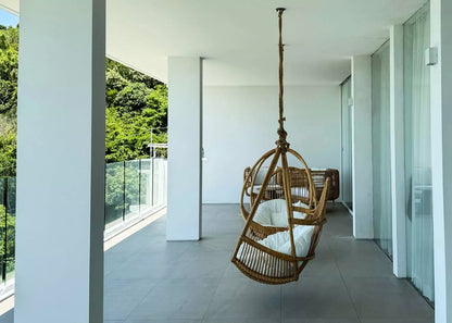 Seaview 2-bedrooms 2-storey villa on the rock in Bophut (large living room, kitchen, terrace, and infinity swimming pool , can be combined with similar neighbour villa up to 17 bedrooms)