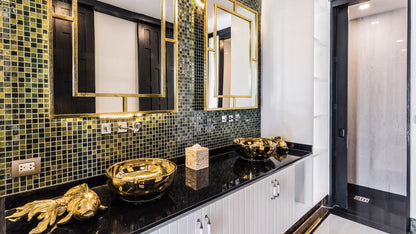 Beachfront 5+2 bedrooms villa in Millionaire’s Mile Kamala beach (two semi-private beaches, kayak, big outdoor area)