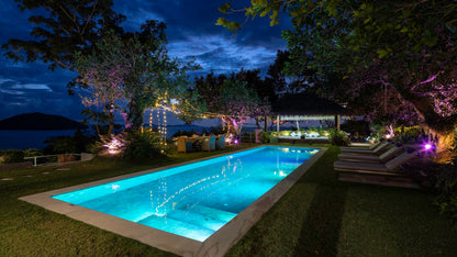 Seaview 6-bedrooms sunset side villa on the rock in Taling Ngam beach (up to 60 guest events, big bedrooms, clifftop infinity pool, private big gym, huge living room)