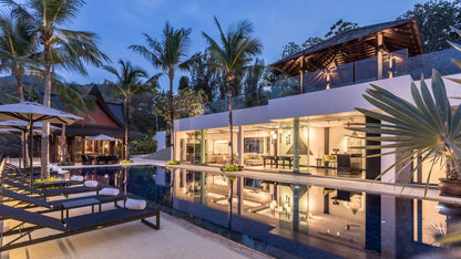 Beachfront 5+2 bedrooms villa in Millionaire’s Mile Kamala beach (two semi-private beaches, kayak, big outdoor area)