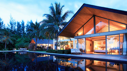 Beachfront Thai design 6-bedrooms villa in Natai beach (with 25-metre infinity pool, big garden and sauna)