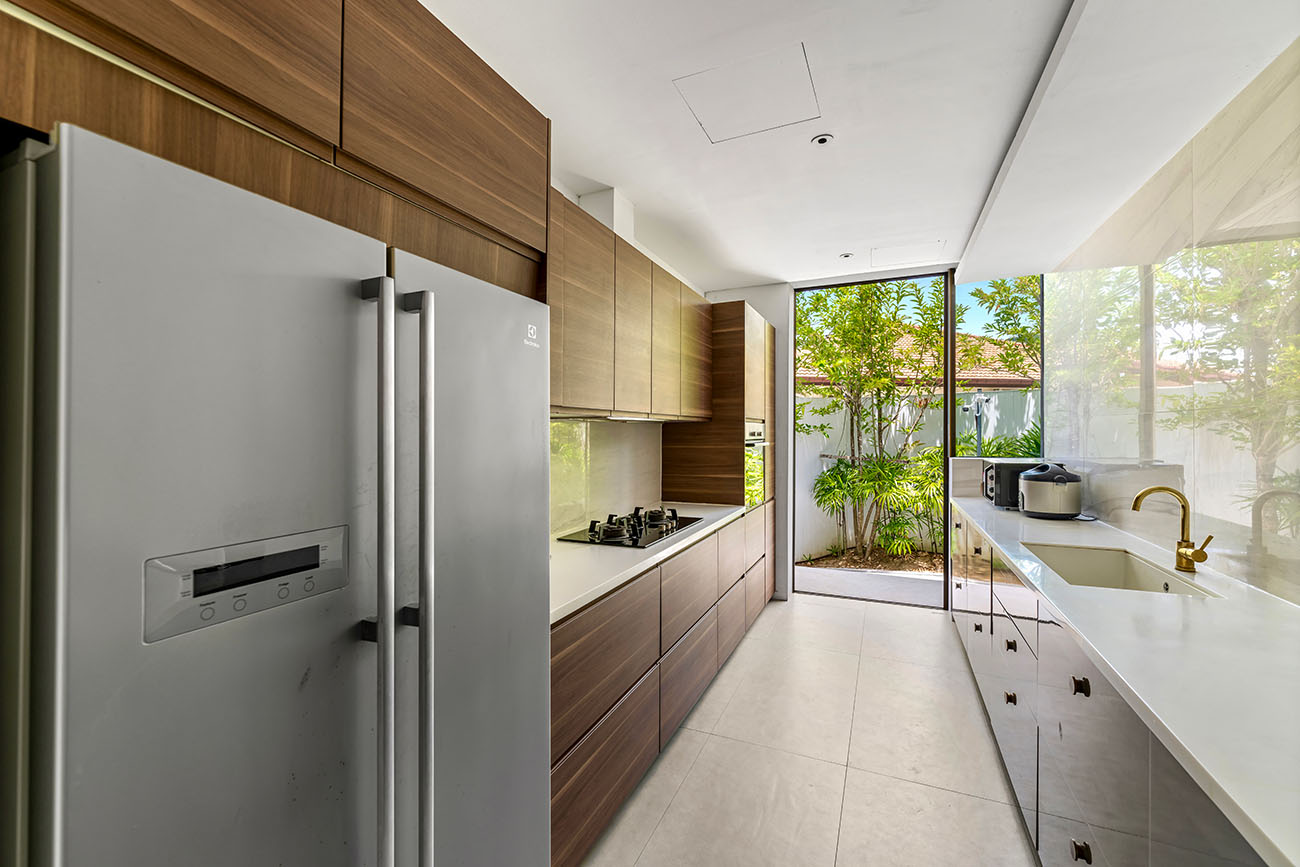 Seaview 5-bedrooms cliff villa in Maenam (private gym, huge living room, kids room)