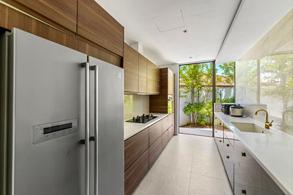 Seaview 5-bedrooms cliff villa in Maenam (private gym, huge living room, kids room)