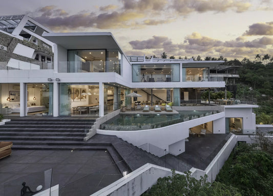 Seaview 6-bedrooms 5 level villa on the rock in Bophut (infinity pool, game room, own cinema and gym, large living room)