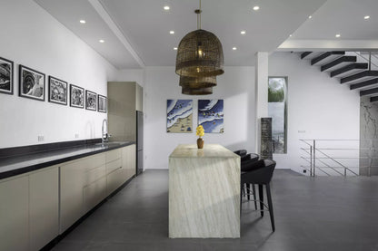 Seaview 6-bedrooms 5 level villa on the rock in Bophut (infinity pool, game room, own cinema and gym, large living room)