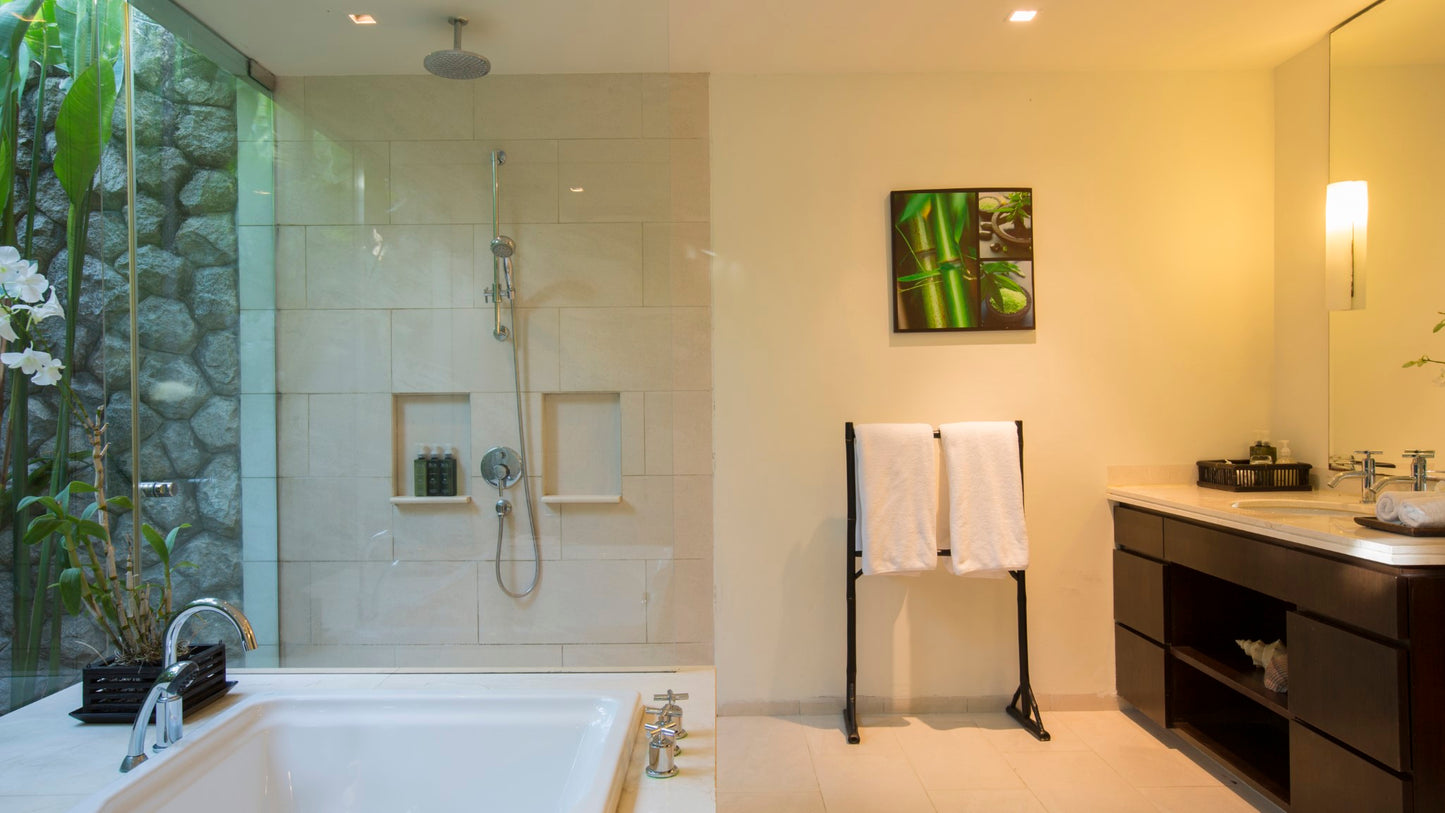 Beachfront Thai style 6-bedrooms villa in Natai beach (for large group; max. event capacity: 150 guests; can be combined with neighbour’s 6bd villa)