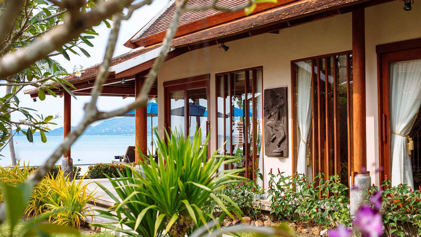 Beachfront 5-bedrooms sunset side villa in Lipa Noi beach (private beach, can be combined with neighbour 5bd villa, private tennis court on private area)