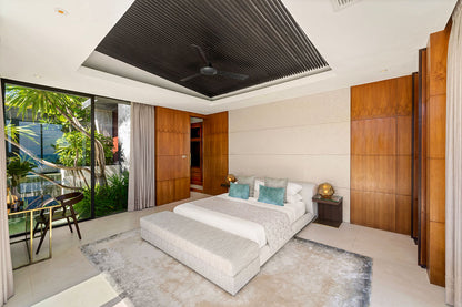 Seaview 5-bedrooms cliff villa in Maenam (private gym, huge living room, kids room)