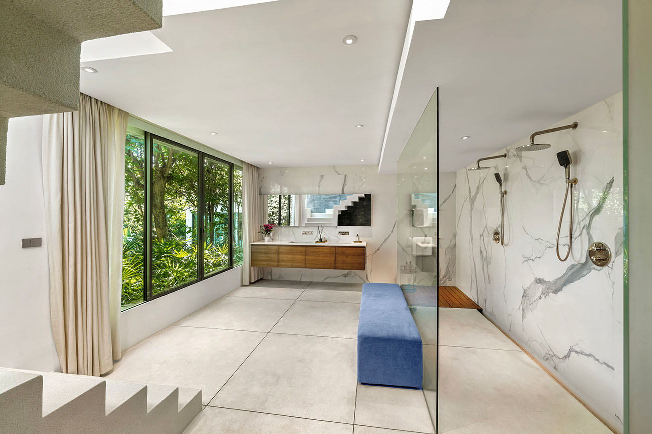 Seaview 5-bedrooms cliff villa in Maenam (private gym, huge living room, kids room)