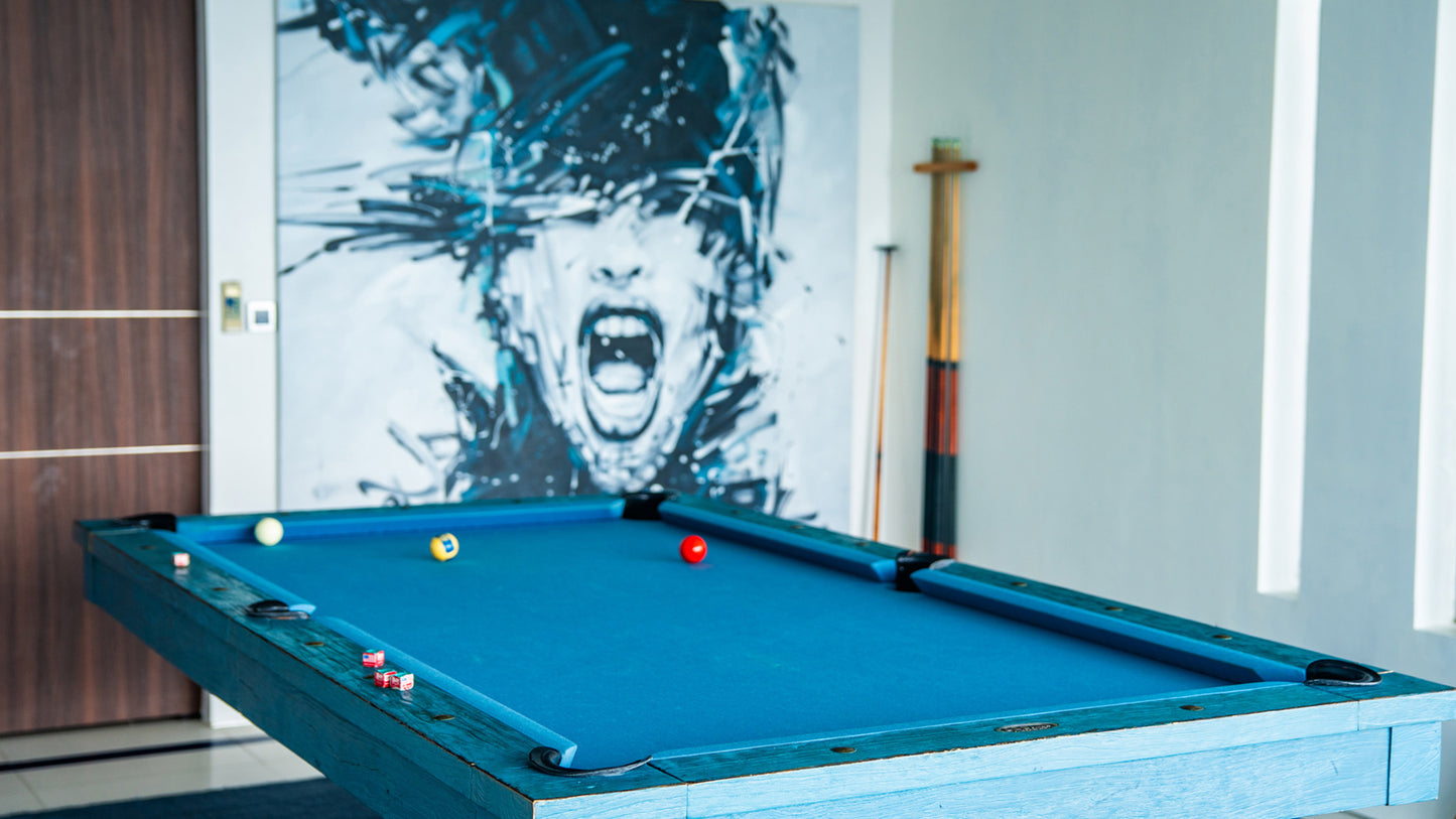 Seaview 8-bedrooms hillside panoramic villa (19-metre infinity pool, jacuzzi, expansive terraves, cinema, game room, gym and spa, fully services)