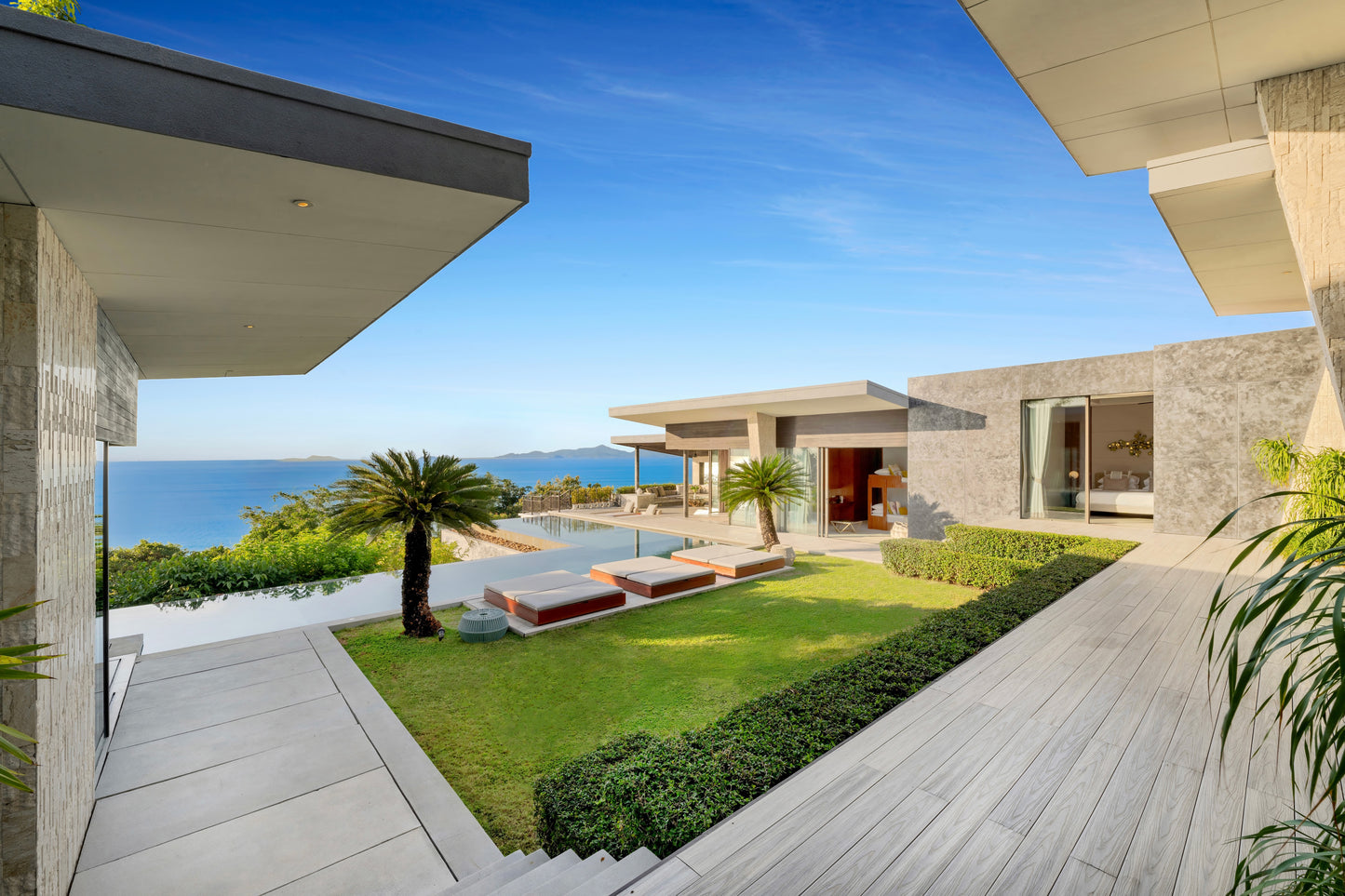 Seaview 5-bedrooms cliff villa in Maenam (private gym, huge living room, kids room)