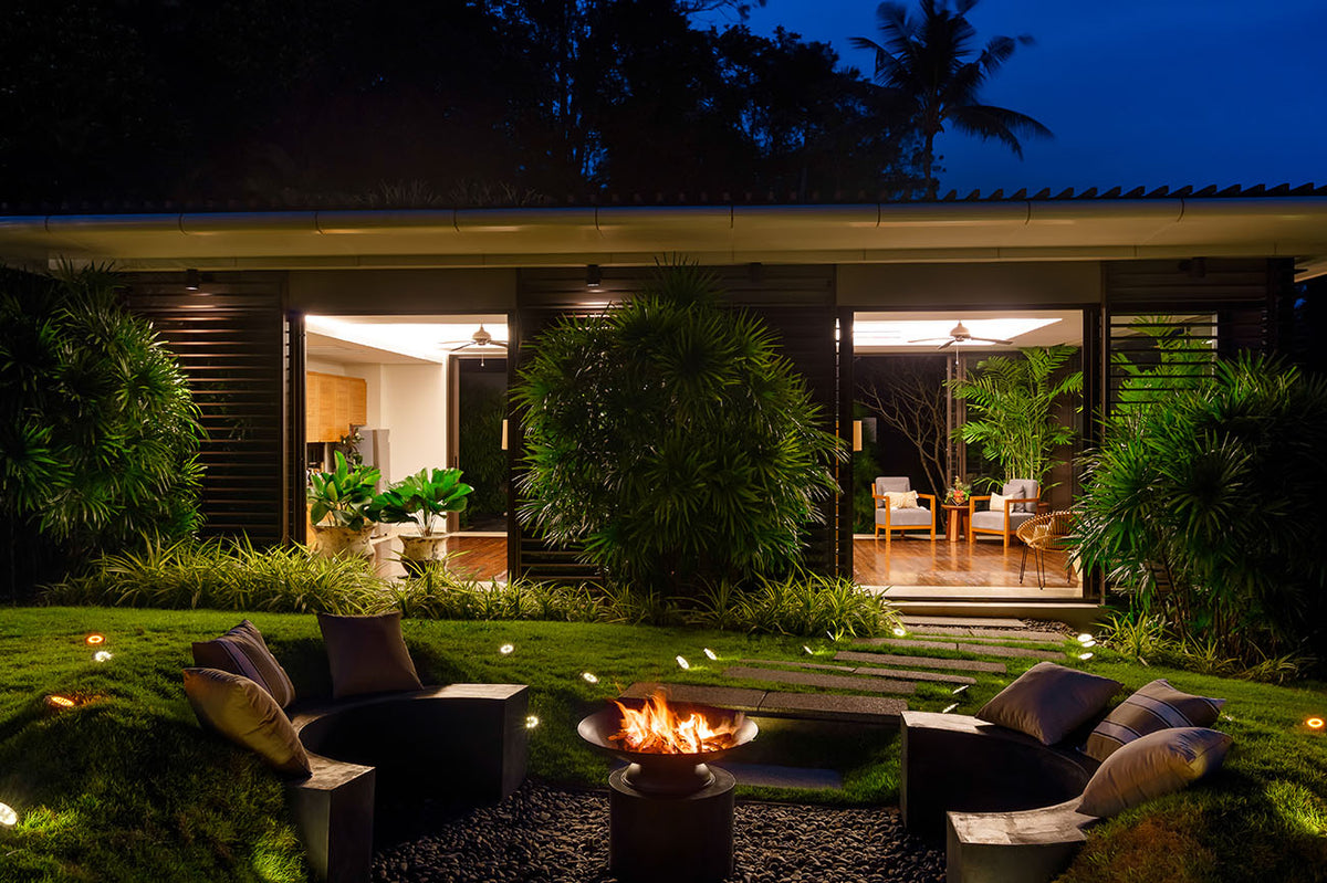 Beachfront 10-bedrooms villa in Cape Yamu (spa room, game room, full service)