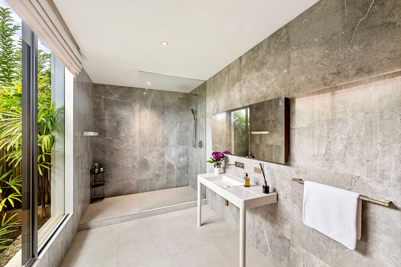 Seaview 5-bedrooms cliff villa in Maenam (private gym, huge living room, kids room)