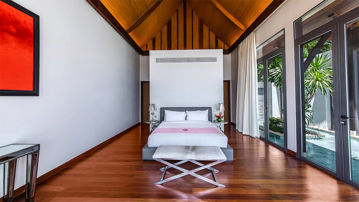 Seaview 5-bedrooms villa in Naithon beach (Piano, Tv room, private security area)