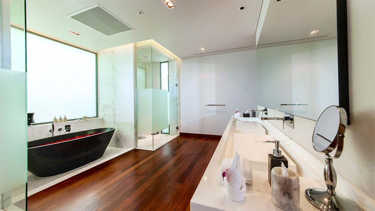 Seaview 5-bedrooms villa in Naithon beach (Piano, Tv room, private security area)