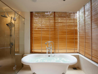 Rejuvenating beachfront 6-bedrooms villa in Natai beach (25-metre infinity pool, landscaped tropical gardens, beachfront sala)