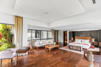 Seaview 8-bedrooms villa in Millionaire’s Mile Kamala beach (private gym, game room, trampoline, basketball ring, garden for catering; bathtub in each room)