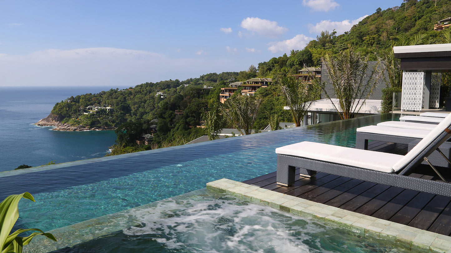 Seaview 8-bedrooms hillside panoramic villa (19-metre infinity pool, jacuzzi, expansive terraves, cinema, game room, gym and spa, fully services)
