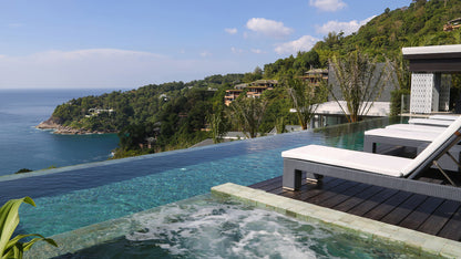 Seaview 8-bedrooms hillside panoramic villa (19-metre infinity pool, jacuzzi, expansive terraves, cinema, game room, gym and spa, fully services)