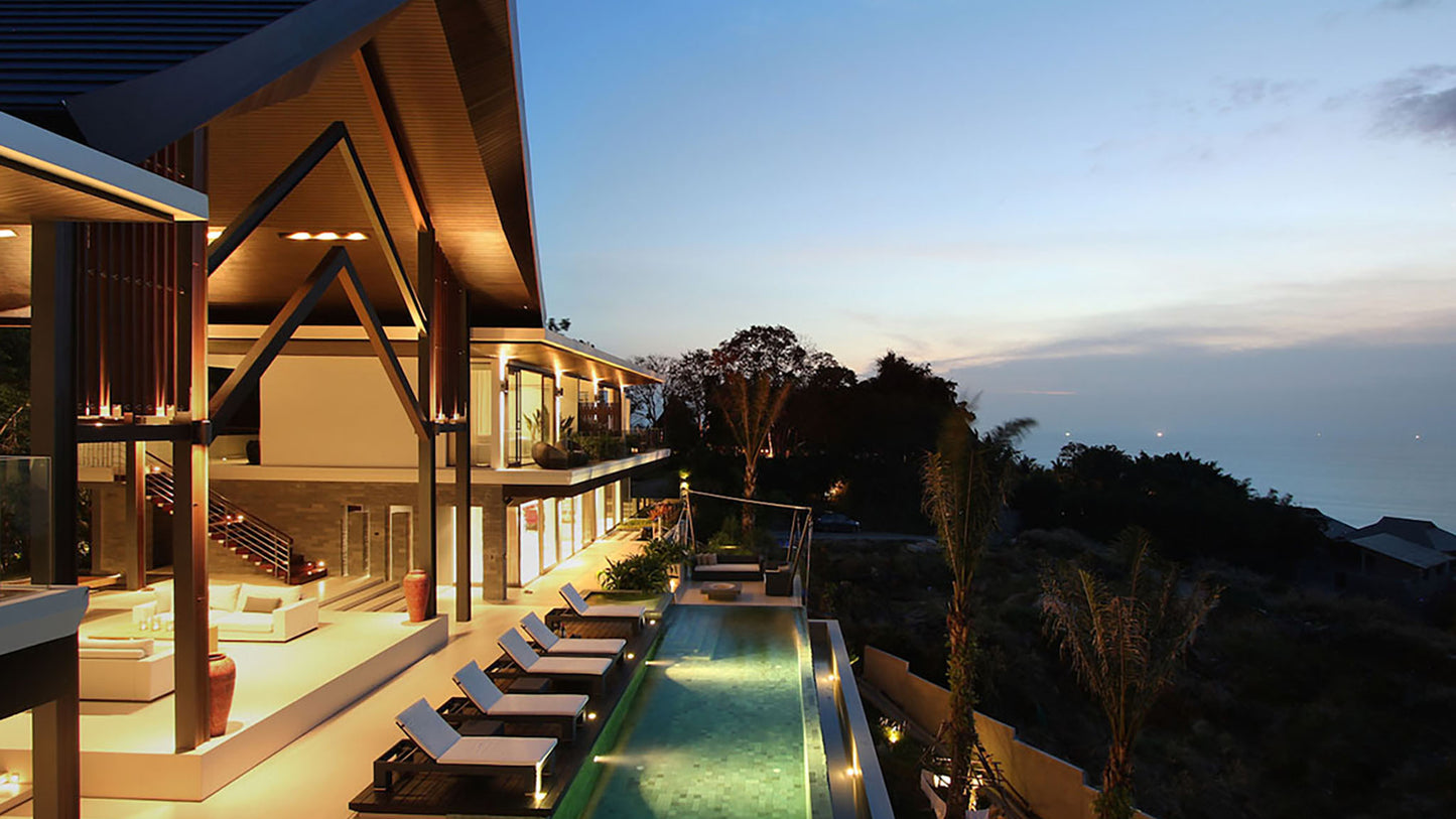 Seaview 8-bedrooms hillside panoramic villa (19-metre infinity pool, jacuzzi, expansive terraves, cinema, game room, gym and spa, fully services)