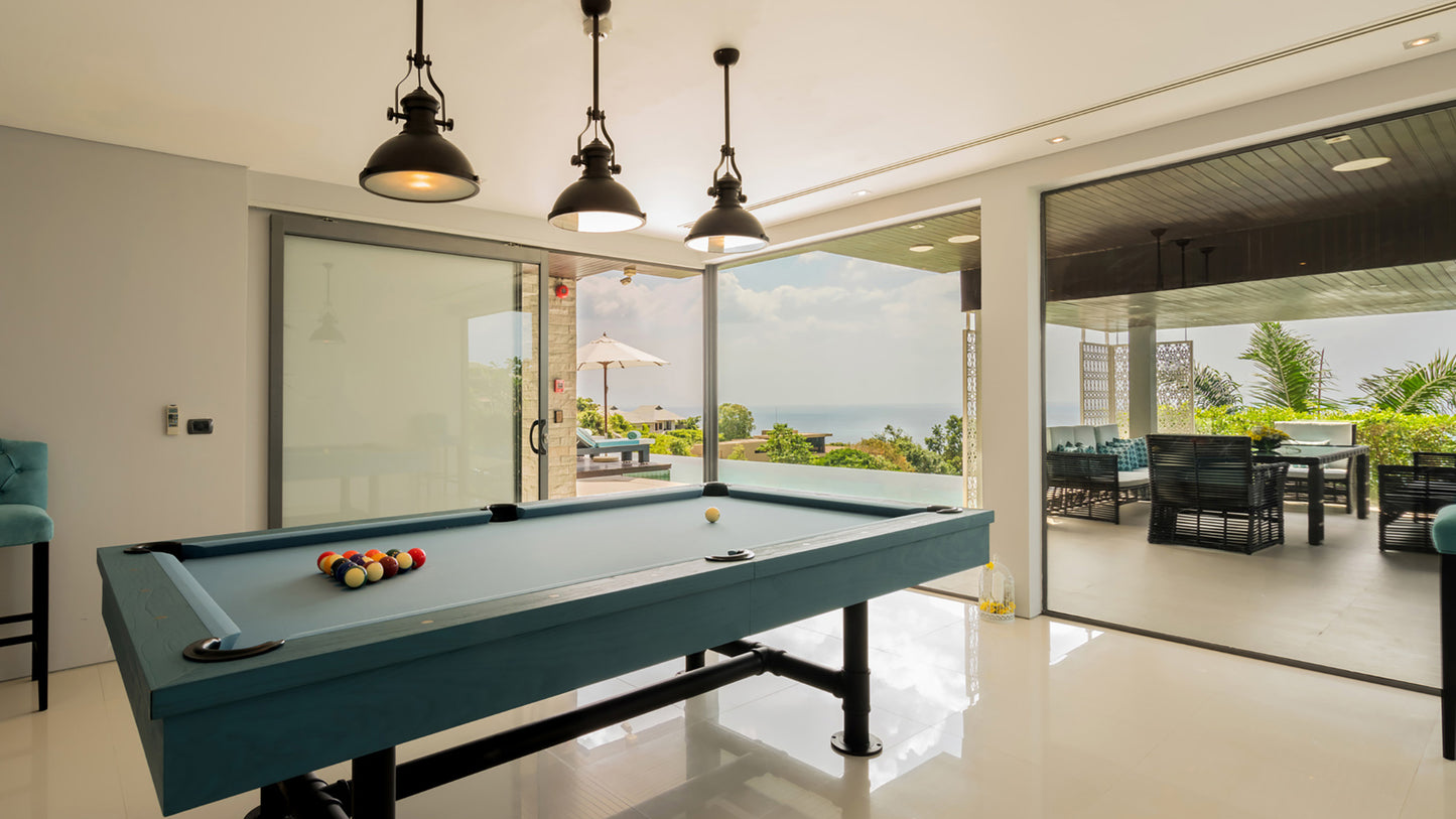 Seaview 8-bedrooms hillside panoramic villa (19-metre infinity pool, jacuzzi, expansive terraves, cinema, game room, gym and spa, fully services)