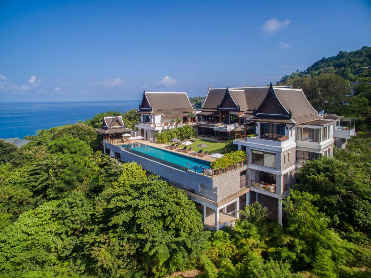 Seaview 8-bedrooms villa in Millionaire’s Mile Kamala beach (private gym, game room, trampoline, basketball ring, garden for catering; bathtub in each room)
