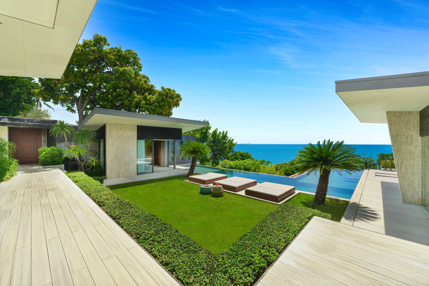 Seaview 5-bedrooms cliff villa in Maenam (private gym, huge living room, kids room)