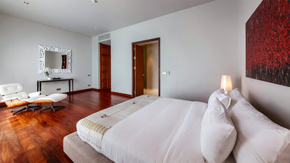 Seaview 5-bedrooms villa in Naithon beach (Piano, Tv room, private security area)