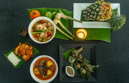 Luxury beachfront 5-bedrooms villa in Natai (max. event capacity: 40 guests)