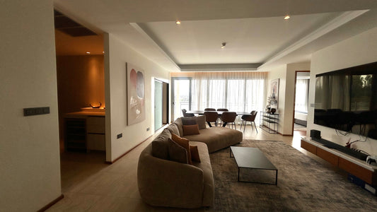 Lake view 3-bedrooms apartment in Bangtao beach (roof top with swimming pool and bbg, large terrace and living room)