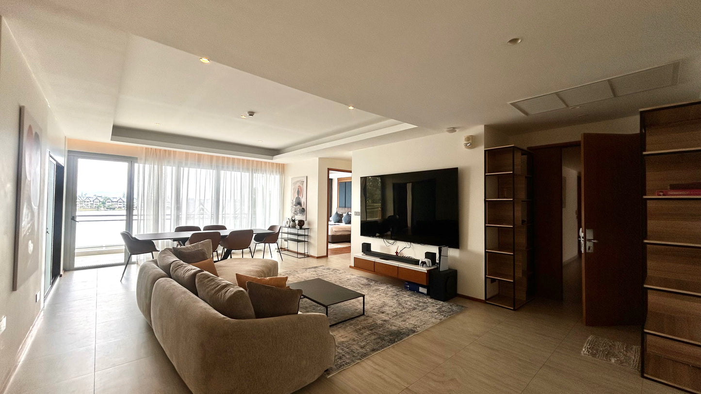 Lake view 3-bedrooms apartment in Bangtao beach (roof top with swimming pool and bbg, large terrace and living room)